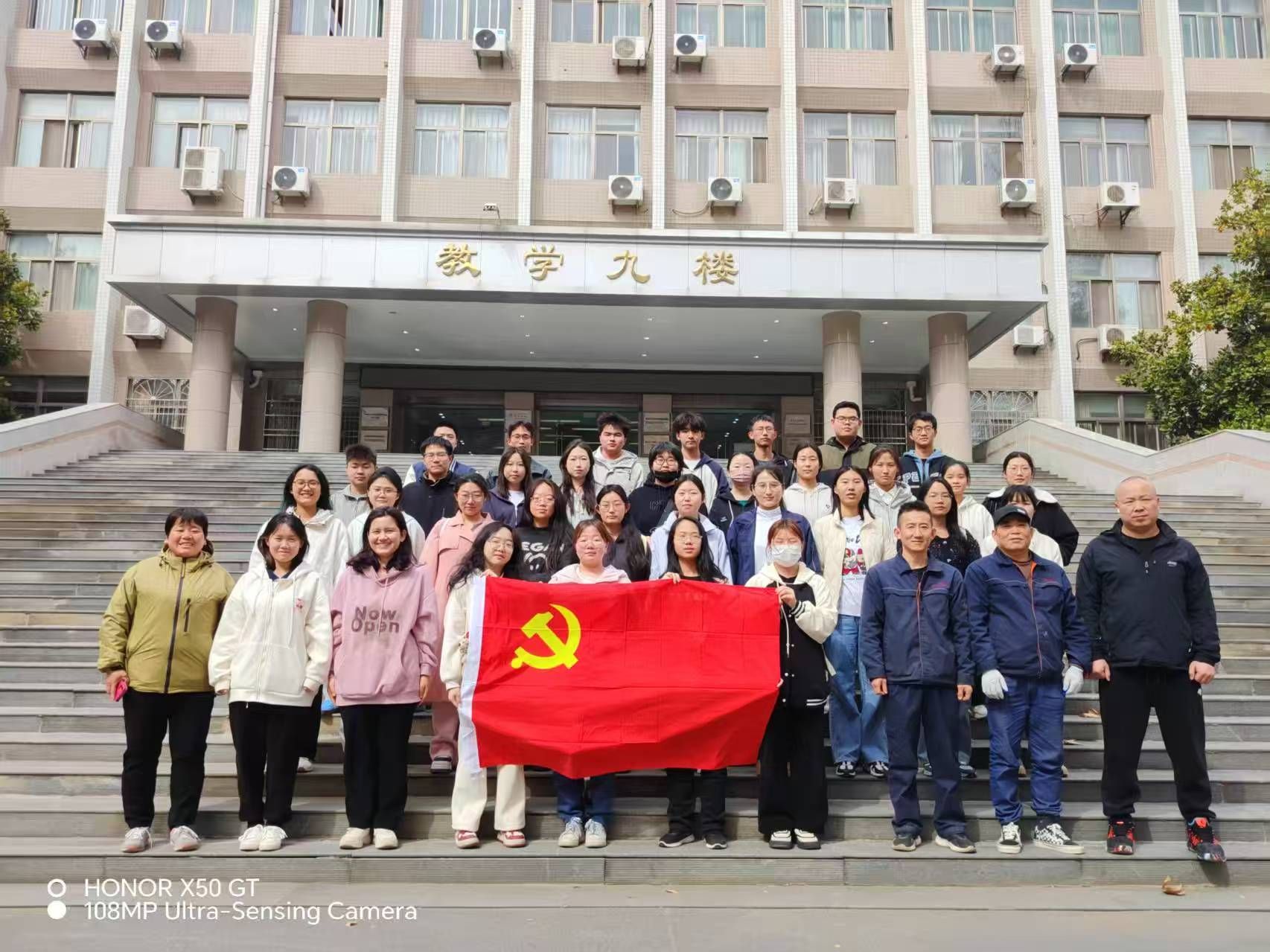 春风植绿正当时，服务育人谱新篇
