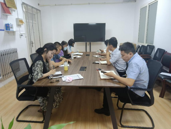 用“新”开始，“净”待归来——长安物业服务中心开学准备工作